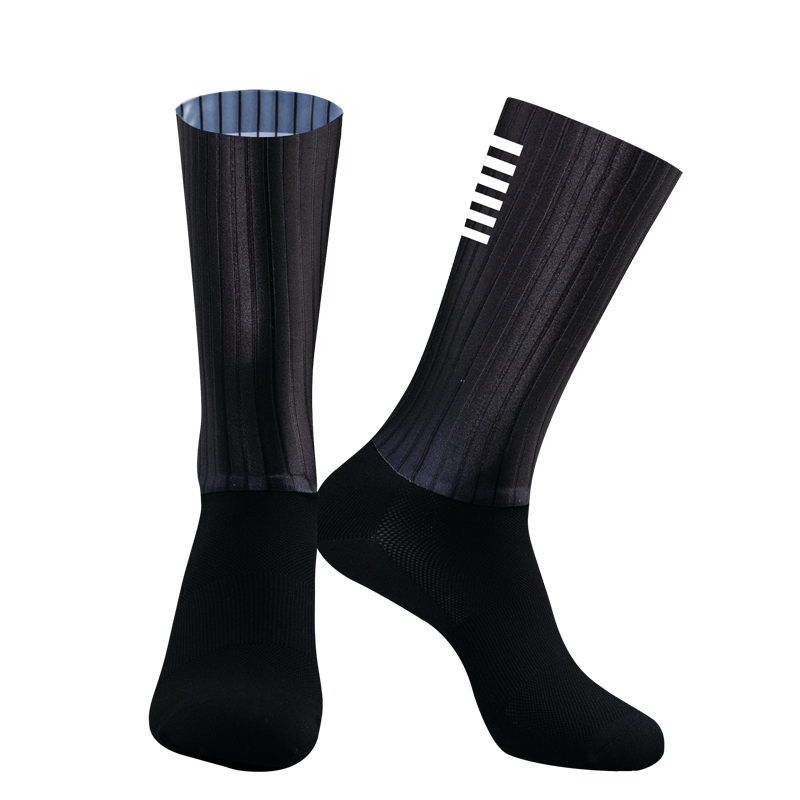 ykywブラックホワイト抗スリップシリコーン男性のサイクリン - Mountain Biking Socks のレビューと価格