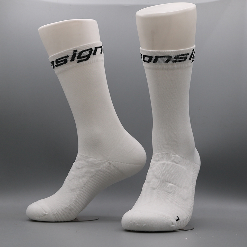 マウンテンバイク、サイクリング、ロングソックス、ロングランニ - Mountain Biking Socks のレビューと価格